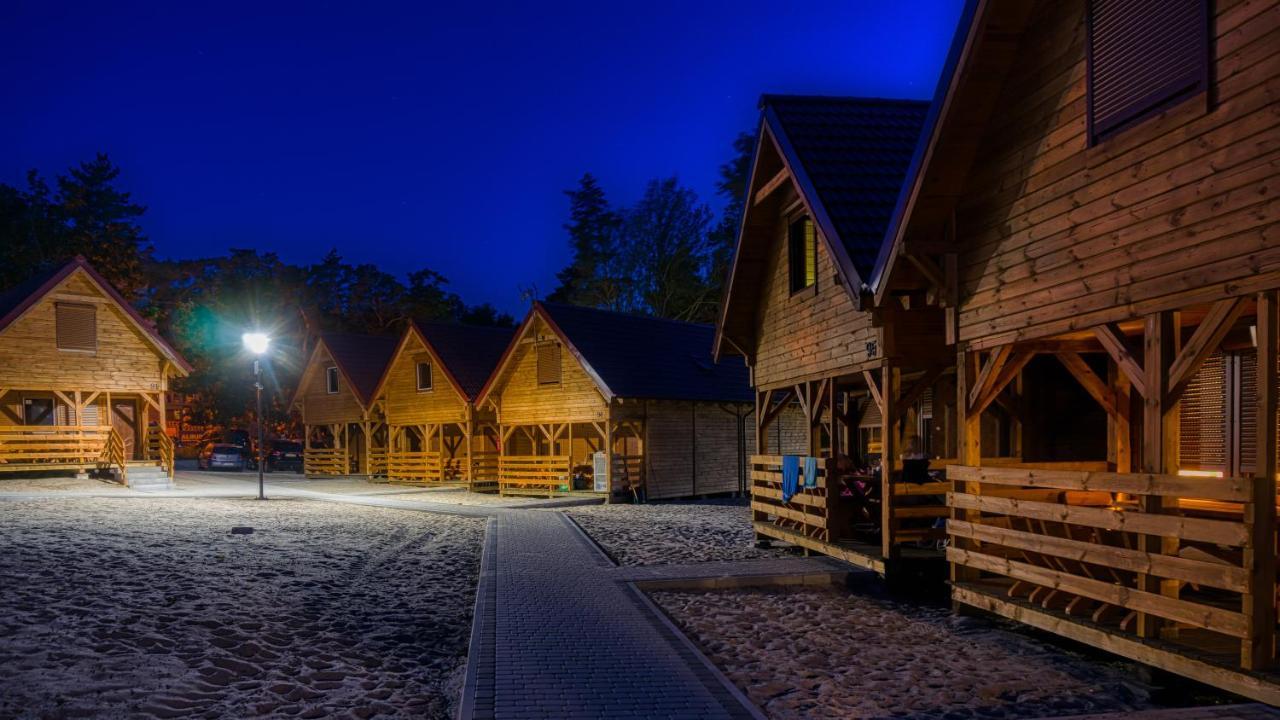 Вилла Osrodek Wypoczynkowy Nemo Крыница-Морска Экстерьер фото